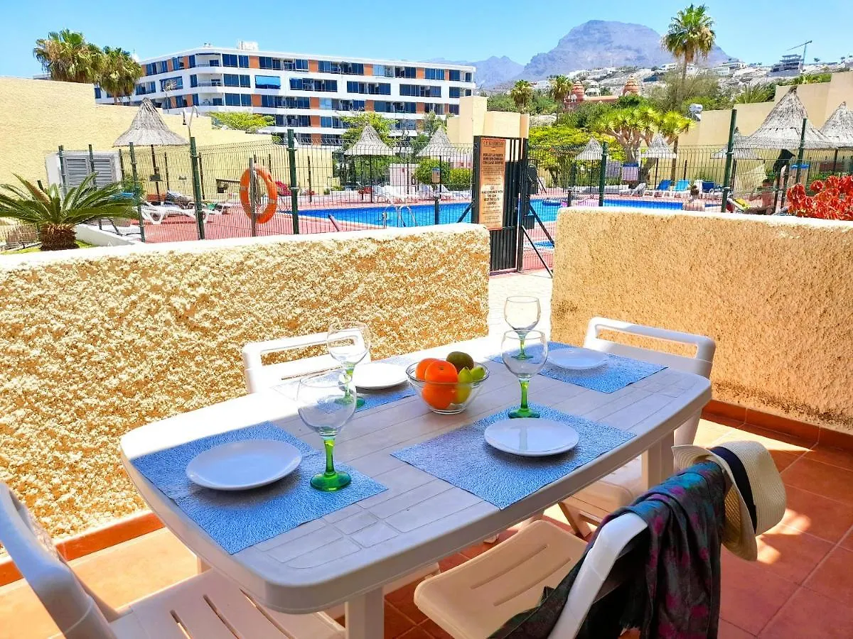 El Cortijo, Pool View location